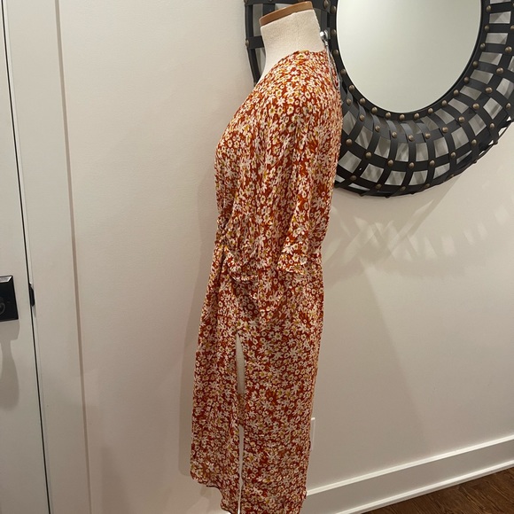 NWT Twig and Arrow Rayon rope gathered shrug - Picture 8 of 10